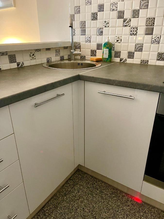 Decor 2 Metro Fast Wifi 55'Tv Netflix Hbo Cozy Appartement Warschau Buitenkant foto