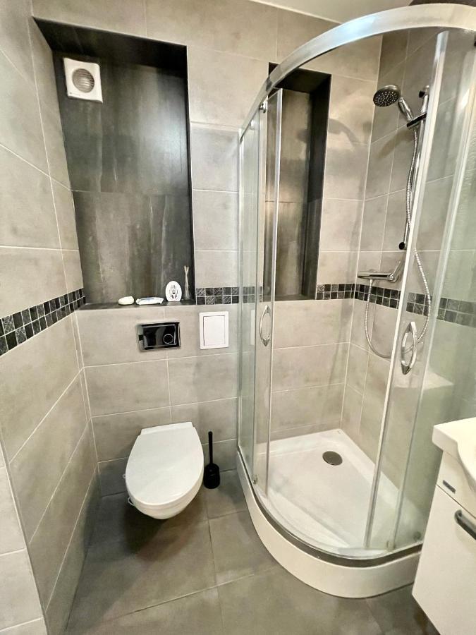 Decor 2 Metro Fast Wifi 55'Tv Netflix Hbo Cozy Appartement Warschau Buitenkant foto