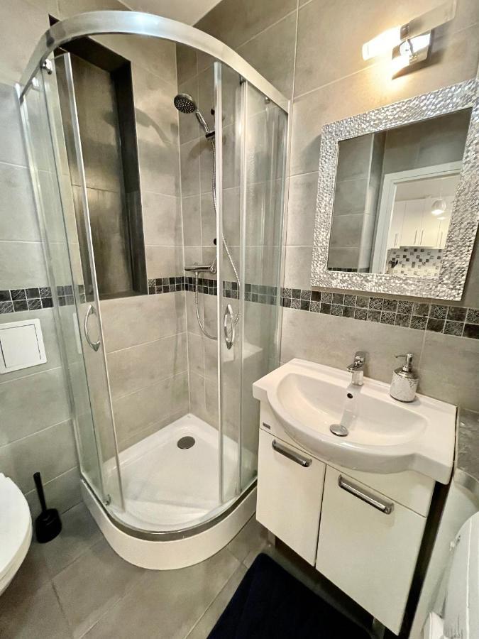 Decor 2 Metro Fast Wifi 55'Tv Netflix Hbo Cozy Appartement Warschau Buitenkant foto