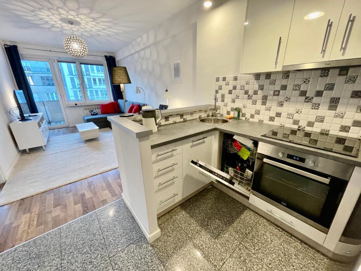 Decor 2 Metro Fast Wifi 55'Tv Netflix Hbo Cozy Appartement Warschau Buitenkant foto